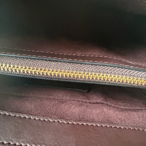 Coach Tilly Top Handle Satchel bag in black / khaki with chain charm - Picture 11 of 13